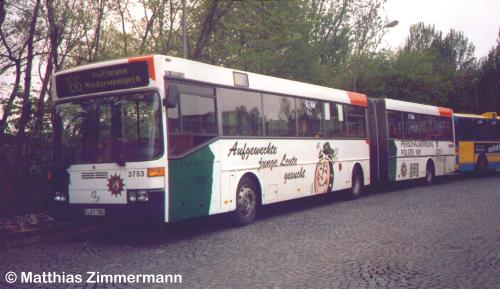 Bus 3753 der Essener Verkehrs-AG