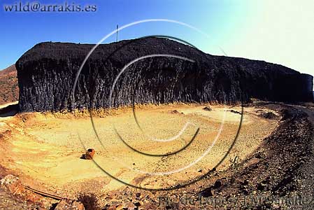 Slags mountain at Opencast mining Zaranda-Naya. Huelva. SPAIN     / 7.4-89